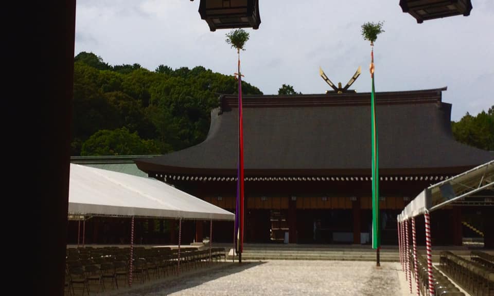 畝傍山　神武天皇　神武天皇陵　奈良　なら　nara 奈良市　茶会　月釜　茶席　茶道　茶の湯　お茶　茶室　にじり口　茶道教室　表千家　堂後茶道教室　表千家茶道教室　堂後宗邑　橿原神宮　秋季例大祭　華道　嵯峨御流　いけばな　生花　格花　境將甫　奈良県　いけばな教室　華道教室　山村御流　嵯峨　大覚寺　献華式　JR奈良駅　駅前　徒歩2分　近鉄奈良　徒歩圏内　三条町　三網田
