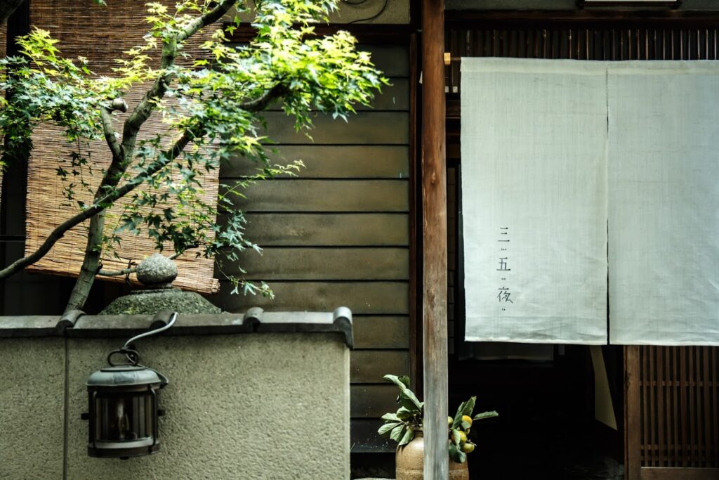 奈良　なら　nara 奈良市　ならまち 珠光茶会　奈良町にぎわいの家 茶会　煎茶会 煎茶　お茶 茶道　茶室 煎茶道具　旧正月 春節　山水画 文人画　明王朝 漢服 三五夜　さんごや 煎茶体験　奈良駅 jr奈良　駅前 徒歩2分　#古民家 趣向茶会　しゅこう　月釜　茶会　小寄せ茶会　小間　にじり口　本格的　茶道　茶の湯　茶事　　茶道具　薄茶器　奈良道具　　練釜　茶会　小寄せ茶会　小間　にじり口　本格的　茶道　茶の湯　茶事　　茶道具　薄茶器　奈良道具　奈良　なら　nara　奈良市　奈良県　三五夜　三五屋　さんごや　sangoya 古民家　日本家屋　隠れ家　茶室　いじり口　小間　広間　月釜　茶会　お茶会　イベント　冬の奈良　奈良観光　お茶　茶の湯　抹茶　茶道教室　表千家　流派問わず　事前予約制　完全予約制　小寄せ茶会　大寄せ茶会　中止　座敷　書院　付書院　床の間　八畳間　書院の茶　武家茶道　古美術　骨董　アンティーク　茶道具　古美術店　骨董店　茶道具店　買取り　畳　釣り釜　濃茶　薄茶　上生菓子　和菓子　干菓子　　稽古　貸出し　貸スペース　貸教室　JR奈良　徒歩2分　奈良市三条町　三網田　障子　雪見障子　珠光茶会　珠光　村田珠光　奈良お茶　イベント　椿建築史家　奈良町にぎわいの家　奈良町家シンポジウム　茶室見学ツアー　奈良市伝統文化いきいき実行委員会　ならまちセンター　講演会　パネルディスカッション　きたまち　高畑　古梅園　NIPPONIAHOTEL奈良町　森家住宅　乾家　西村邸　高林寺　藤岡家　IINAハウス　山賀家　十輪院　今西家書院　景竹亭　伊六庵　元興寺　佐埜家　奈良町からくりおもちゃ館　セトレならまち　奈良県猿沢イン　ならまち格子の家　奈良町情報館　数寄屋造り　大和茶　称名寺　奈良町のお茶室拝見記　奈良町家　茶庭　庭　坪庭　ならまちセンター　茶道教室　表千家　表千家茶道教室　教室　お稽古　お稽古場　習い事　和の習い事　和のお稽古　伝統文化　玉露　　茶托　錫　古錫　木瓜型茶托　魚子彫り　金工　清代　中華民国　台湾茶　中国茶　茶芸 tea teaceremony　tearoom sencha senchaexperience　experience　Matchatea Kyoto Googlemaps translationapp translate 奈良　なら　nara 奈良市　ならまち 珠光茶会　奈良町にぎわいの家 茶会　煎茶会 煎茶　お茶 茶道　茶室 煎茶道具　旧正月 春節　山水画 文人画　明王朝 漢服 三五夜　さんごや 煎茶体験　奈良駅 jr奈良　駅前 徒歩2分　#古民家 趣向茶会　しゅこう　月釜　茶会　小寄せ茶会　小間　にじり口　本格的　茶道　茶の湯　茶事　　茶道具　薄茶器　奈良道具　　練釜　茶会　小寄せ茶会　小間　にじり口　本格的　茶道　茶の湯　茶事　　茶道具　薄茶器　奈良道具　奈良　なら　nara　奈良市　奈良県　三五夜　三五屋　さんごや　sangoya 古民家　日本家屋　隠れ家　茶室　いじり口　小間　広間　月釜　茶会　お茶会　イベント　冬の奈良　奈良観光　お茶　茶の湯　抹茶　茶道教室　表千家　流派問わず　事前予約制　完全予約制　小寄せ茶会　大寄せ茶会　中止　座敷　書院　付書院　床の間　八畳間　書院の茶　武家茶道　古美術　骨董　アンティーク　茶道具　古美術店　骨董店　茶道具店　買取り　畳　釣り釜　濃茶　薄茶　上生菓子　和菓子　干菓子　　稽古　貸出し　貸スペース　貸教室　JR奈良　徒歩2分　奈良市三条町　三網田　障子　雪見障子　珠光茶会　珠光　村田珠光　奈良お茶　イベント　椿建築史家　奈良町にぎわいの家　奈良町家シンポジウム　茶室見学ツアー　奈良市伝統文化いきいき実行委員会　ならまちセンター　講演会　パネルディスカッション　きたまち　高畑　古梅園　NIPPONIAHOTEL奈良町　森家住宅　乾家　西村邸　高林寺　藤岡家　IINAハウス　山賀家　十輪院　今西家書院　景竹亭　伊六庵　元興寺　佐埜家　奈良町からくりおもちゃ館　セトレならまち　奈良県猿沢イン　ならまち格子の家　奈良町情報館　数寄屋造り　大和茶　称名寺　奈良町のお茶室拝見記　奈良町家　茶庭　庭　坪庭　ならまちセンター　茶道教室　表千家　表千家茶道教室　教室　お稽古　お稽古場　習い事　和の習い事　和のお稽古　伝統文化　玉露　　茶托　錫　古錫　木瓜型茶托　魚子彫り　金工　清代　中華民国　台湾茶　中国茶　茶芸 tea teaceremony　tearoom sencha senchaexperience　experience　Matchatea Kyoto Googlemaps translationapp translate 口コミ　レビュー　revue　赤膚焼　akahadayaki 　pottery Tea utensils teautensils