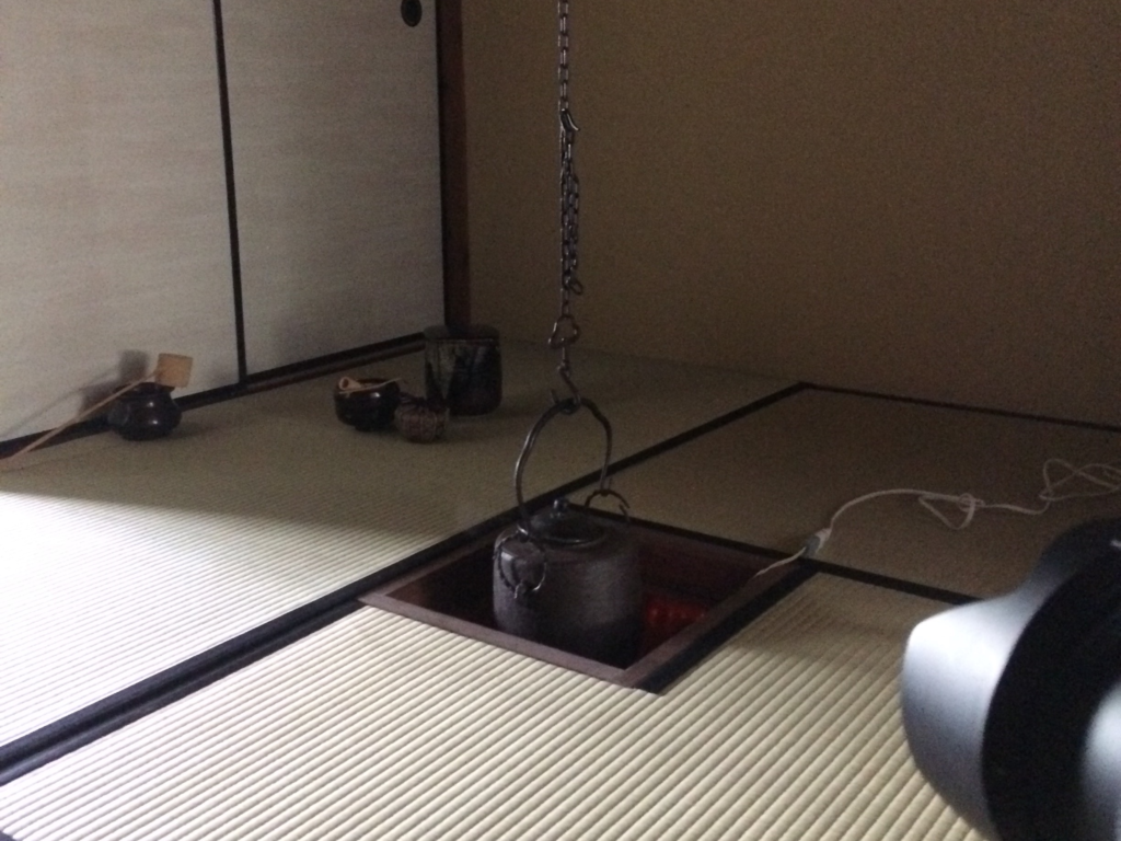 奈良　nara 隠れ家サロン　三五夜　茶道　茶の湯　お茶　茶会　月釜　弥生　釣釜　薄茶　濃茶