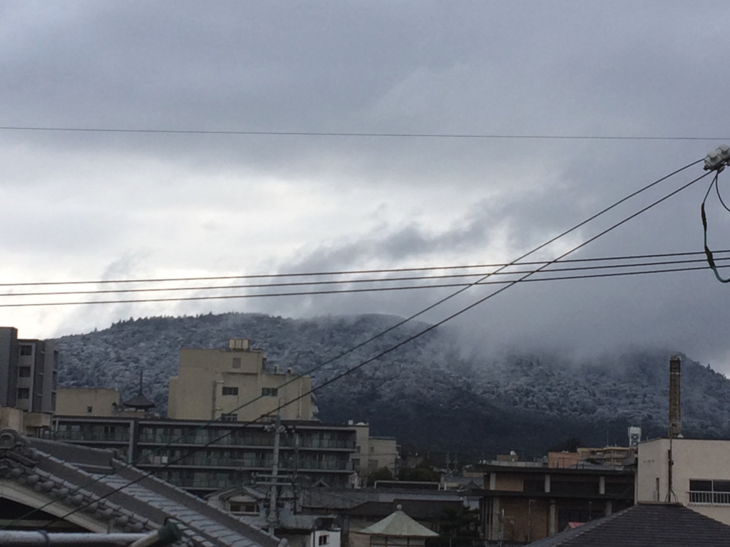奈良 nara 三五夜 茶道 隠れ家サロン 茶室 春日山 雪景色
