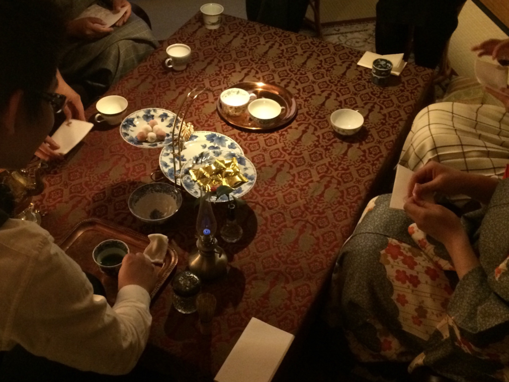 奈良　nara　三五夜　隠れ家サロン　茶道　茶の湯　お茶　抹茶　珠光茶会　趣向　見立て　テーブル茶道　立礼　ティーカップ　ティーウォーマー　JR奈良　徒歩2分　三網田