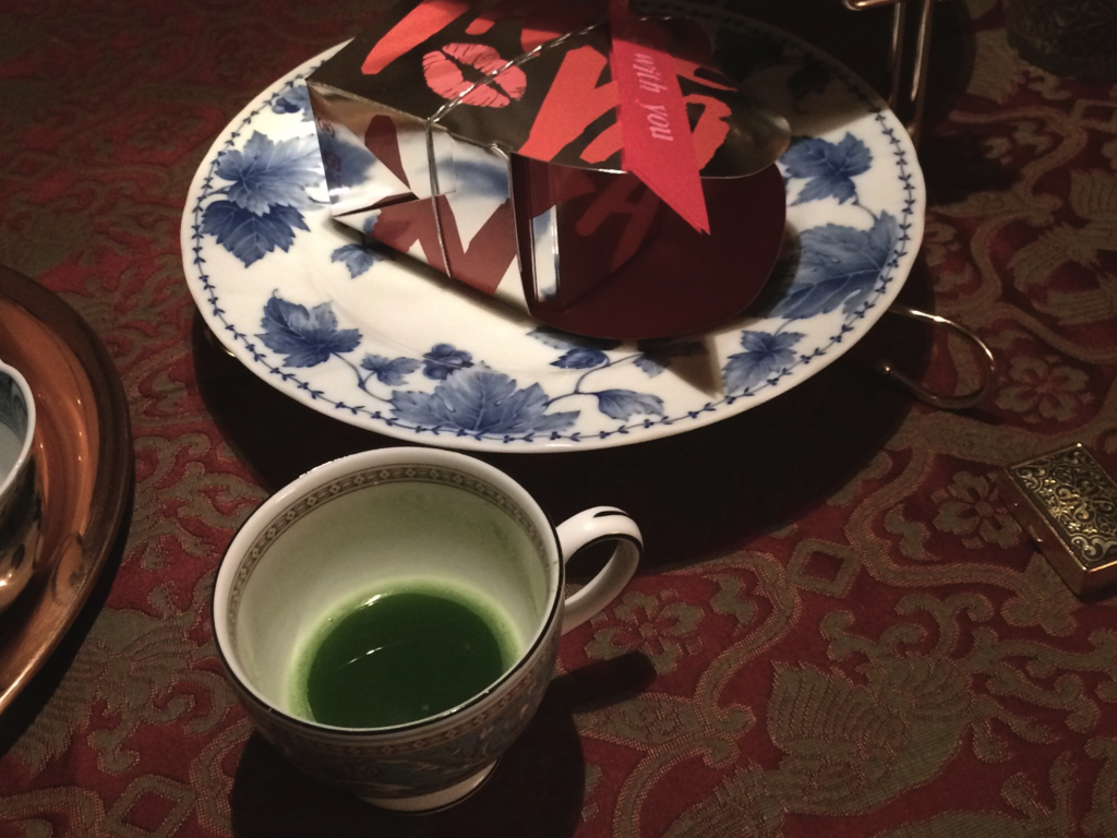 奈良　nara 隠れ家サロン　三五夜　茶道　茶の湯　お抹茶　抹茶　お茶　珠光茶会　趣向　茶道具市　茶道具　JR奈良駅　茶碗　お菓子　菓子　ティーカップ