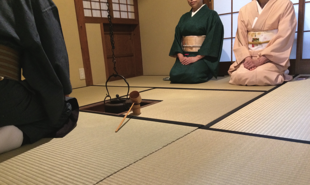 奈良 nara 隠れ家サロン 三五夜 茶室 茶道教室 習い事 お稽古 学び お点前 表千家 茶道 茶の湯 お茶 JR奈良 徒歩2分 三網田 雛祭り