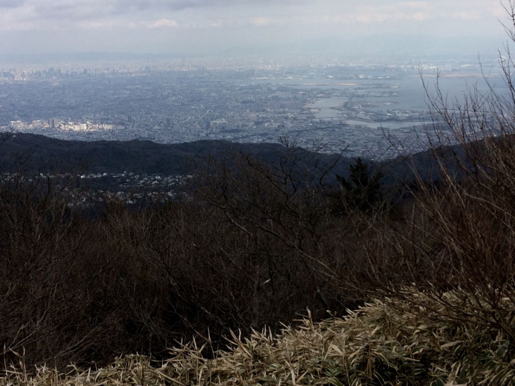 神戸 KOBE 六甲山 六甲 芦屋川 芦屋川駅 阪急 阪急電鉄 駅 登山 クライミング トレッキング 六甲山山頂 山頂 六甲山最高峰 931m 奈良 NARA 隠れ家 三五夜 茶道 茶室 煎茶道 封禅 泰山 皇帝 大阪 大阪湾
