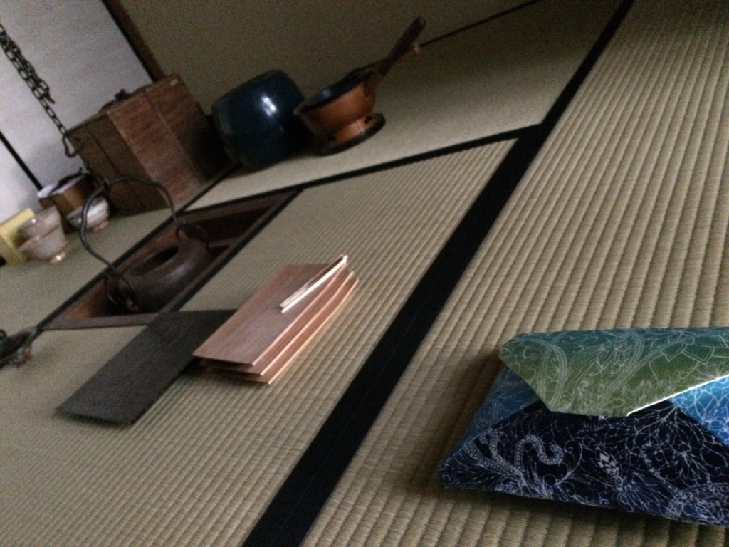 奈良　nara 隠れ家　三五夜　茶道　茶の湯　お茶　抹茶　濃茶　薄茶　釣釜　数寄屋袋　石賀直之　茶室　茶会　月釜　JR奈良駅　徒歩2分　三網田　