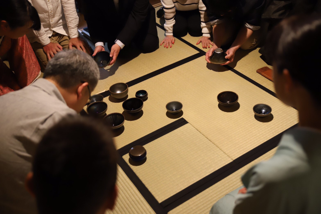 奈良 nara 三五夜 隠れ家 茶道 茶の湯 お茶 煎茶 茶室 茶席 茶会 曜変天目 天目茶碗 長江惣吉 やきもの 陶芸家 講演会 藤田美術館 奈良国立博物館 藤田美術館展 国宝の殿堂 JR奈良駅 徒歩 2分 三網田