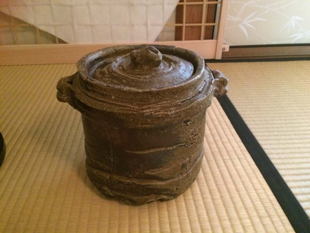 奈良　nara 三五夜　茶道　茶の湯　お茶　茶室　茶会　茶席　月釜　表千家　表千家茶道　茶道教室　久田家　久田半床庵　半床庵　竹中大工道具館　JR奈良駅　徒歩　2分　三網田　隠れ家　日本庭園　蓑庵　大徳寺　玉林院　スケルトン茶室　小出尚永　備前焼