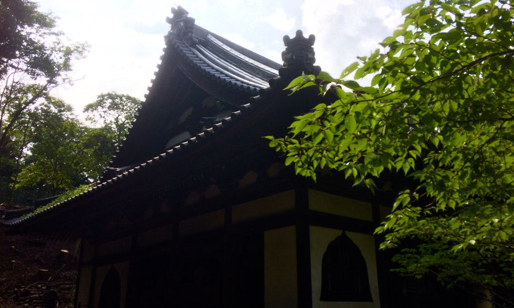 nara 奈良 東大寺 塔頭 知足院 地蔵会 地蔵盆 地蔵菩薩 文使い地蔵 大和 隠れ寺 守屋弘斎 東大寺別当 隠れ家 三五夜 茶室 月釜 茶会 茶席 夏 竹林 石段 茶道 茶の湯 抹茶 煎茶 煎茶道 歳時記 奈良歳時記 JR奈良駅 徒歩 2分 三網田