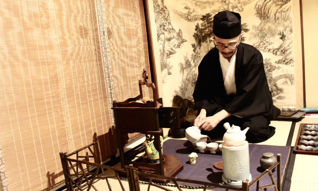 奈良　nara 隠れ家　三五夜　煎茶　煎茶道　茶道　お茶　玉露　体験　教室　講習会　バーテンダー　bartender　LAMPBAR ランプバー　金子道人　thesailingbar バー　bar　ワールドクラス　世界チャンピオン　キリンディアジオ　カクテル　cocktail　カクテルコンペ　渡邉匠　JR奈良駅　徒歩　2分　三網田　お稽古　習い事　稽古