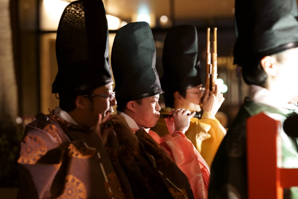 奈良 nara 三五夜 隠れ家 茶室 にじり口 雅楽 舞楽 天皇 即位礼 大嘗祭 神武天皇 行幸 行啓 行幸啓 皇后 皇室 皇位 皇位継承 伊勢神宮 神武天皇 奈良県 演奏会 煎茶 玉露 丸久小山園 久誉 笙 篳篥 竜笛 伝統芸能 古楽 慶祝 JR奈良駅前 徒歩2分 三網田