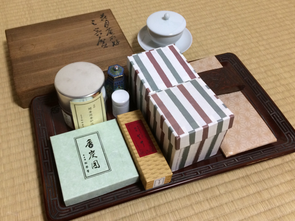 奈良　nara 隠れ家　三五夜　茶道　茶の湯　茶会　月釜　茶室　表千家　裏千家　煎茶道　お茶　お茶会　小間　春日大社　春日若宮おん祭り　いけばな教室　徒歩2分　三網田　さんごや　三五屋　sangoya 聞香　香道　香道具　黄檗　黄檗東本流　JR奈良駅　駅前　奈良県　奈良市　なら　茶道教室