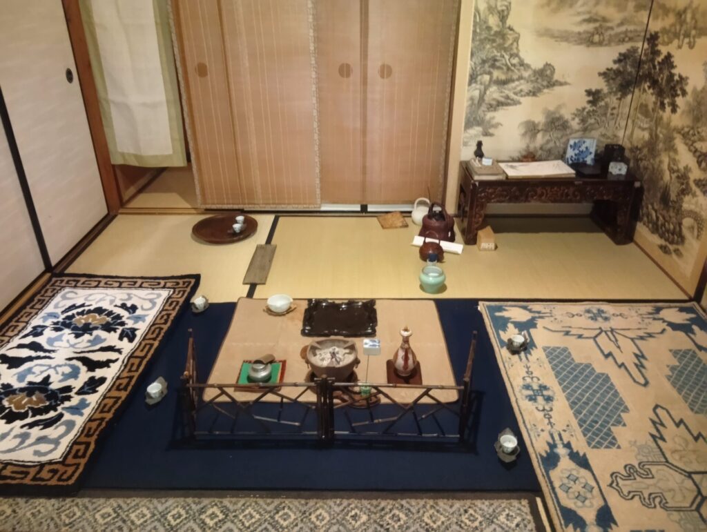奈良　なら　nara　三五夜　三五屋　さんごや　sangoya　隠れ家　サロン　茶の湯　茶道　煎茶道　煎茶道体験　煎茶道教室　教室　和の稽古　お稽古　習い事　茶会　月釜　濃茶　各服点て　薄茶　上生菓子　干菓子　和菓子　ほっこり　のんびり　奈良の秘密スポット　JR奈良　奈良駅　旧奈良駅駅舎　駅前　駅近　徒歩2分　徒歩圏内　古民家　古民家リノベーション　改装　和室　大正レトロ　レトロモダン　料亭　茶室　にじり口　小間　広間　座敷　茶事　表千家茶道　表千家茶道教室　古典　奈良市三条町　伝統　茶道具　初心者歓迎　イベント　 近鉄百貨店　kintetsu 近畿日本鉄道　近鉄電車　近鉄あべのハルカス本店　あべのハルカス　ハルカス　近鉄百貨店アプリ　kintetsuコミュSALON　煎茶　文人趣味　玉露　新茶　宇治茶　大和茶　日本茶サロン