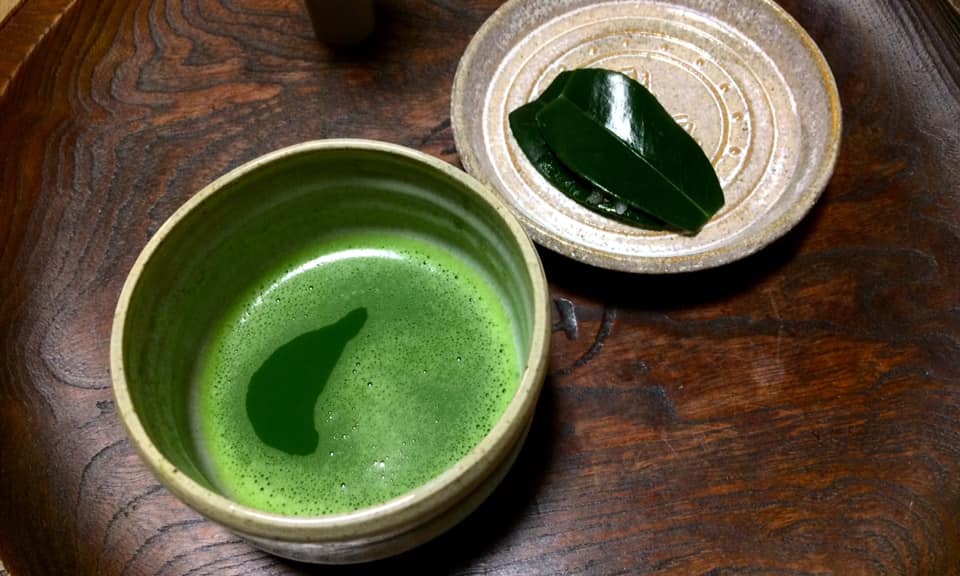 おくた みたらし団子 奈良 なら nara 三五夜 三五屋 さんごや 隠れ家 茶室 茶会 お茶 サロン イベント 春の奈良 茶道 椿餅 つばきもち つばいもち 源氏物語 山本義博 陶芸家 やきもの 個展 ギャラリー尾山 帝国ホテル大阪 ギャラリー 作陶展 和菓子 道明寺 椿 ツバキ 椿の葉 濃茶 薄茶 蓬莱堂茶舗 丹頂 赤膚焼 銘々皿 各服点 茶道具 お茶 香道 雅楽 ならまちミレー 光を辿る煎茶会 青洋 茶道教室 華道教室 表千家 山村御流 笙 篳篥 鳳笙 竜笛 組香 泉山御流 泉涌寺 つまみ細工 糊こぼし 奈良市 奈良県 JR奈良駅 近鉄奈良 駅前 徒歩圏内 徒歩2分 三網田