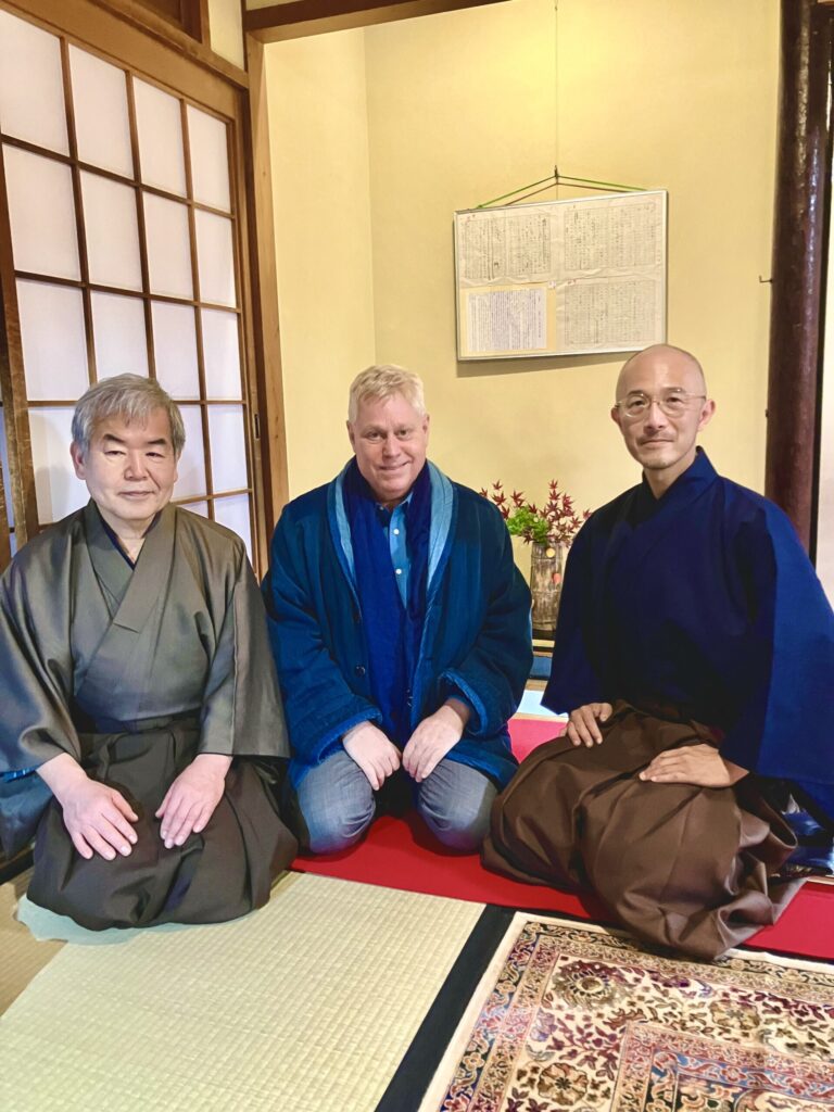 奈良 なら nara 三五夜 三五屋 さんごや sangoya 隠れ家 サロン 茶の湯 茶道 煎茶道 煎茶道体験 煎茶道教室 教室 和の稽古 お稽古 習い事 茶会 月釜 濃茶 各服点て 薄茶 上生菓子 干菓子 和菓子 ほっこり のんびり 奈良の秘密スポット JR奈良 奈良駅 旧奈良駅駅舎 駅前 駅近 徒歩2分 徒歩圏内 古民家 古民家リノベーション 改装 和室 大正レトロ レトロモダン 料亭 茶室 にじり口 小間 広間 座敷 茶事 表千家茶道 表千家茶道教室 古典 奈良市三条町 伝統 茶道具 アフターコロナ 感染予防対策 ワクチン接種済 ワクチン接種証明 香会 雅楽 日本舞踊 個別レッスン 初心者歓迎 更紗 白洲正子 白洲次郎 水晶 古橋尚 長江惣吉 曜変天目 国宝 古筆 古陶磁 陶芸家 加藤春鼎 石 古美術収集家 古美術愛好家 名古屋 手紙 白洲正子によせて 鶴屋八幡 曙会 特別茶会 白洲次郎 古瓦 寺院 仏教美術 古田織部 へうげもの 掛軸 古筆 古書 茶花 花器 香合 即中斎 加藤春鼎 水指 雲鶴 丸久小山園 又玄 濃茶 薄茶 寒氷 擦り琥珀 すりこはく きよめ餅 松栄堂 仏像 瀬戸焼 展覧会 消息 なんでも鑑定団 増田孝 茶道具 直筆原稿 小林秀雄 松明 東大寺 炉縁 遠州七窯 カラスウリ キク いけばな 紅葉 青柳恵介 水晶の消息 余韻を聞く 志野 古志野 古織部 古陶 美濃焼 桃山陶 瀬戸焼 昭和美術館 植木鉢 尾張鉢 尾張鉢ってなぁに 作品展 展示販売 献上品 萬々堂通則 風蘭 蘭 富士錦 山里棚 古備前 水指 風炉先 南都七大寺 法華寺 平城宮跡 刀自 アレックスカー 書家 東洋美術 芸術新潮 対談 亀岡 アレックス・カー Alex Kerr ちいおり 篪庵
