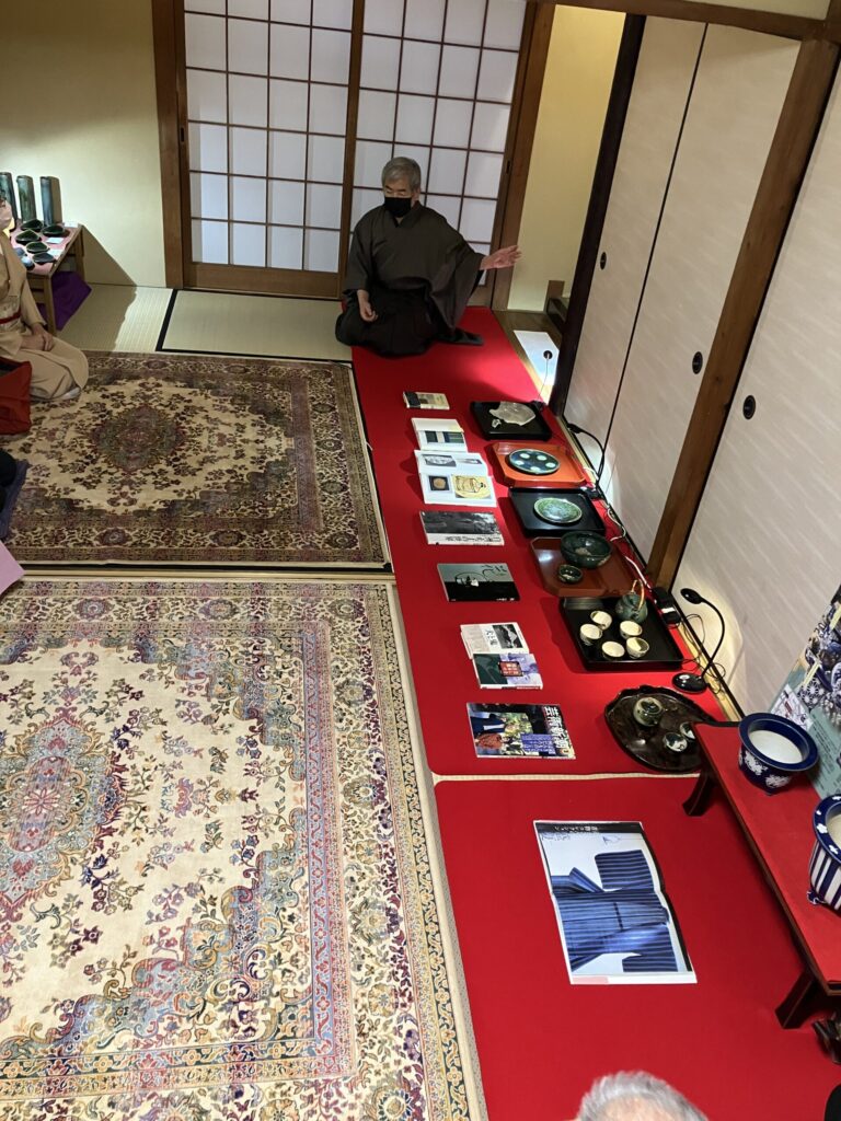 奈良 なら nara 三五夜 三五屋 さんごや sangoya 隠れ家 サロン 茶の湯 茶道 煎茶道 煎茶道体験 煎茶道教室 教室 和の稽古 お稽古 習い事 茶会 月釜 濃茶 各服点て 薄茶 上生菓子 干菓子 和菓子 ほっこり のんびり 奈良の秘密スポット JR奈良 奈良駅 旧奈良駅駅舎 駅前 駅近 徒歩2分 徒歩圏内 古民家 古民家リノベーション 改装 和室 大正レトロ レトロモダン 料亭 茶室 にじり口 小間 広間 座敷 茶事 表千家茶道 表千家茶道教室 古典 奈良市三条町 伝統 茶道具 アフターコロナ 感染予防対策 ワクチン接種済 ワクチン接種証明 香会 雅楽 日本舞踊 個別レッスン 初心者歓迎 更紗 白洲正子 白洲次郎 水晶 古橋尚 長江惣吉 曜変天目 国宝 古筆 古陶磁 陶芸家 加藤春鼎 石 古美術収集家 古美術愛好家 名古屋 手紙 白洲正子によせて 鶴屋八幡 曙会 特別茶会 白洲次郎 古瓦 寺院 仏教美術 古田織部 へうげもの 掛軸 古筆 古書 茶花 花器 香合 即中斎 加藤春鼎 水指 雲鶴 丸久小山園 又玄 濃茶 薄茶 寒氷 擦り琥珀 すりこはく きよめ餅 松栄堂 仏像 瀬戸焼 展覧会 消息 なんでも鑑定団 増田孝 茶道具 直筆原稿 小林秀雄 松明 東大寺 炉縁 遠州七窯 カラスウリ キク いけばな 紅葉 青柳恵介 水晶の消息 余韻を聞く 志野 古志野 古織部 古陶 美濃焼 桃山陶 瀬戸焼 昭和美術館 植木鉢 尾張鉢 尾張鉢ってなぁに 作品展 展示販売 献上品 萬々堂通則 風蘭 蘭 富士錦 山里棚 古備前 水指 風炉先 南都七大寺 法華寺 平城宮跡 刀自 アレックスカー 書家 東洋美術 芸術新潮 対談 亀岡 アレックス・カー Alex Kerr ちいおり 篪庵