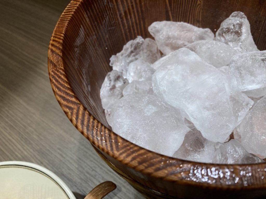 奈良 なら nara 奈良市 奈良県 奈良観光 夏の奈良 いまなら いまならキャンペーン いまならキャンペーン2022プラス いまなら。地域クーポン クーポン 利用可能 jr奈良 奈良駅 近鉄奈良 駅前 駅近く 徒歩2分 古民家 茶室 隠れ家 三五夜 さんごや sangoya 茶道 茶の湯 お茶 茶会 三五夜月釜 月釜 小寄せ茶会 予約制 少人数 カウンター 茶房 カフェ 和風 和カフェ 濃茶 各服点て 薄茶 上生菓子 干菓子 風炉 小間 四畳半 限定 なら燈花会 2022 ならまち遊歩 ぐれーとさまぁーふぇすた 猿沢池 ならまち 奈良公園 春日大社 中元万燈籠 回廊 燈籠 石燈籠 天平祭 平城宮跡 天平たなばた祭り 天平七夕行列 天平衣装 夜の奈良 奈良散策 夜 夏の夜 夏の夜の夢 2022 冷水点て 水 冷茶 冷抹茶
抹茶 平茶碗 宇治茶 丸久小山園