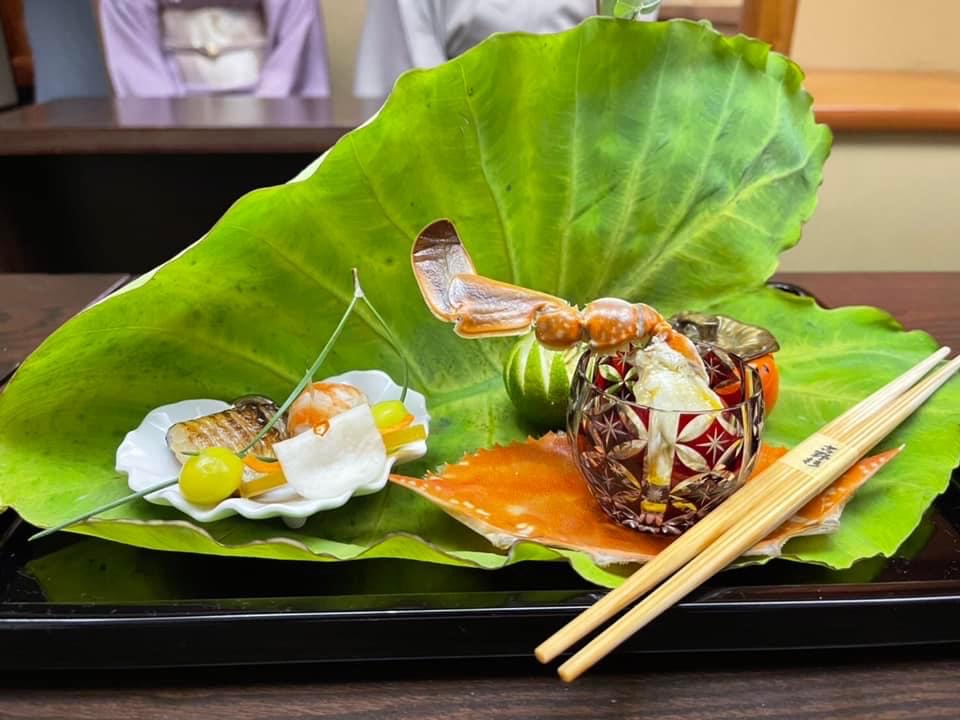 奈良 なら nara 奈良市 奈良県 奈良観光 夏の奈良 いまなら いまならキャンペーン いまならキャンペーン2022プラス いまなら。地域クーポン クーポン 利用可能 jr奈良 奈良駅 近鉄奈良 駅前 駅近く 徒歩2分 古民家 茶室 隠れ家 三五夜 さんごや sangoya 茶道 茶の湯 お茶 茶会 三五夜月釜 月釜 小寄せ茶会 予約制 少人数 カウンター 茶房 カフェ 和風 和カフェ 濃茶 各服点て 薄茶 上生菓子 風炉 小間 四畳半 限定 京都 月餅 特製 おすすめ SAVVY leaf.kyoto 新店舗 オープン 新装開店 出張カフェ レンタルスペース イケメン 着物男子 着物 伝統衣装 おしゃれ 美味しいい 圓照寺 円照寺 門跡寺院 尼門跡 大和三門跡 圓照寺門跡 山本静山 文秀女王 筆硯得佳友 佳友 百事大吉如意 柘榴 ザクロ 多子 子孫繁栄 百合 柿 霊芝 孔雀 香炉 床の間 床飾り 盛物 南宗盛 売茶翁 文人趣味 煎茶道 煎茶 玉露 丸久小山園 明 官僚 龍生軒 東京 府中市 京王府中駅 駅前 表千家 中村昌生 欠伸茶会 江上大輔 肥後古流 広間 小間 煎茶道具 西麻布 ときわ 栗きんとん 懐石 料理 和食 松茸 龍生軒20周年記念茶会 雅楽 大阪楽所 東京楽所 鳳笙 篳篥 龍笛 文房飾り 文房四宝 硯 筆 紙 墨