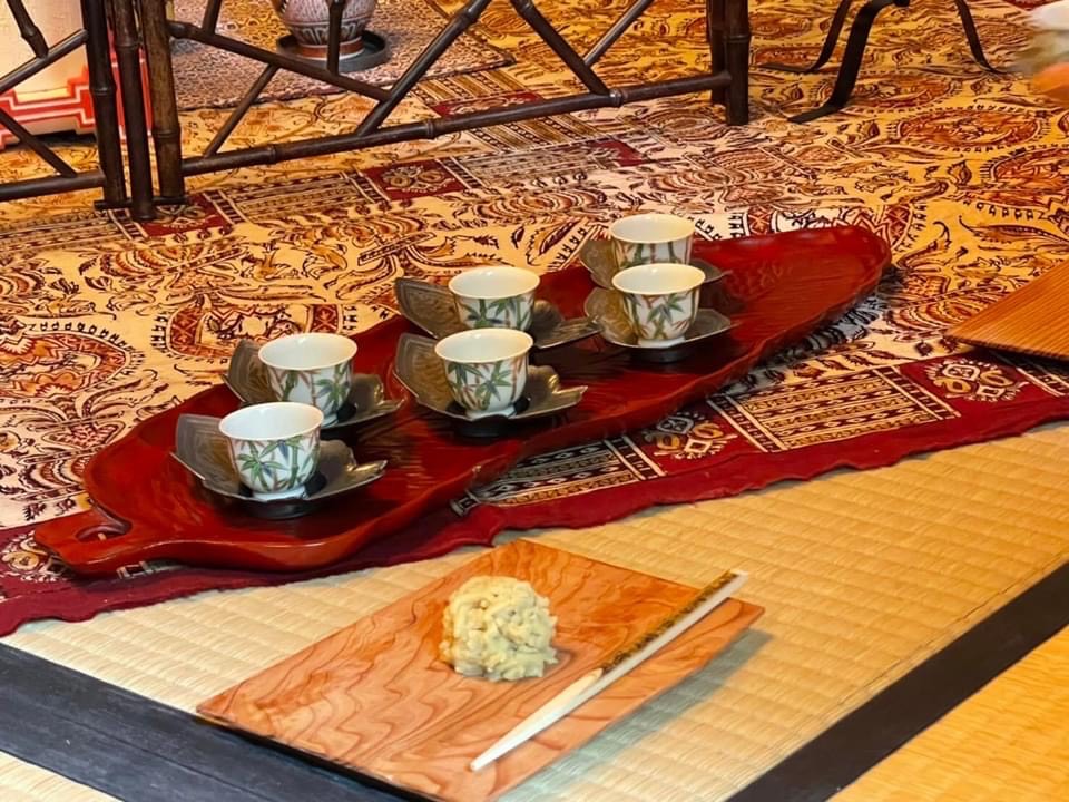 奈良 なら nara 奈良市 奈良県 奈良観光 夏の奈良 いまなら いまならキャンペーン いまならキャンペーン2022プラス いまなら。地域クーポン クーポン 利用可能 jr奈良 奈良駅 近鉄奈良 駅前 駅近く 徒歩2分 古民家 茶室 隠れ家 三五夜 さんごや sangoya 茶道 茶の湯 お茶 茶会 三五夜月釜 月釜 小寄せ茶会 予約制 少人数 カウンター 茶房 カフェ 和風 和カフェ 濃茶 各服点て 薄茶 上生菓子 風炉 小間 四畳半 限定 京都 月餅 特製 おすすめ SAVVY leaf.kyoto 新店舗 オープン 新装開店 出張カフェ レンタルスペース イケメン 着物男子 着物 伝統衣装 おしゃれ 美味しいい 圓照寺 円照寺 門跡寺院 尼門跡 大和三門跡 圓照寺門跡 山本静山 文秀女王 筆硯得佳友 佳友 百事大吉如意 柘榴 ザクロ 多子 子孫繁栄 百合 柿 霊芝 孔雀 香炉 床の間 床飾り 盛物 南宗盛 売茶翁 文人趣味 煎茶道 煎茶 玉露 丸久小山園 明 官僚 龍生軒 東京 府中市 京王府中駅 駅前 表千家 中村昌生 欠伸茶会 江上大輔 肥後古流 広間 小間 煎茶道具 西麻布 ときわ 栗きんとん 懐石 料理 和食 松茸 龍生軒20周年記念茶会 雅楽 大阪楽所 東京楽所 鳳笙 篳篥 龍笛