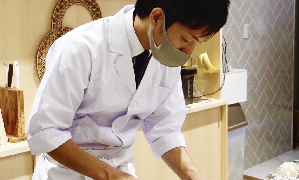 奈良　茶道　体験　nara 三五夜　さんごや　三五屋　茶会　茶室　隠れ家　にじり口　炭　風炉　掛軸　茶道具　JR奈良駅　駅前　月釜　徒歩圏内　奈良県　奈良市　三網田　濃茶　薄茶　続き薄　茶道具　茶道具販売　8月　葉月　八月　　広間　夏　観光　奈良新名所　奈良県　伝統文化　日本文化　少人数制　小寄せ　ゆったり　濃茶　薄茶　各服点て　上生菓子　干菓子　JR奈良駅　駅前　牧田旬加　出張料理人　出張料理　京料理　割烹　カウンター　懐石料理　膳　椀物　一献　料理教室　素麺　そうめん　三輪そうめん　三輪素麺　にゅうめん　柿の葉寿司　　寿司　奈良名産　名産品　奈良土産　食材　地元　