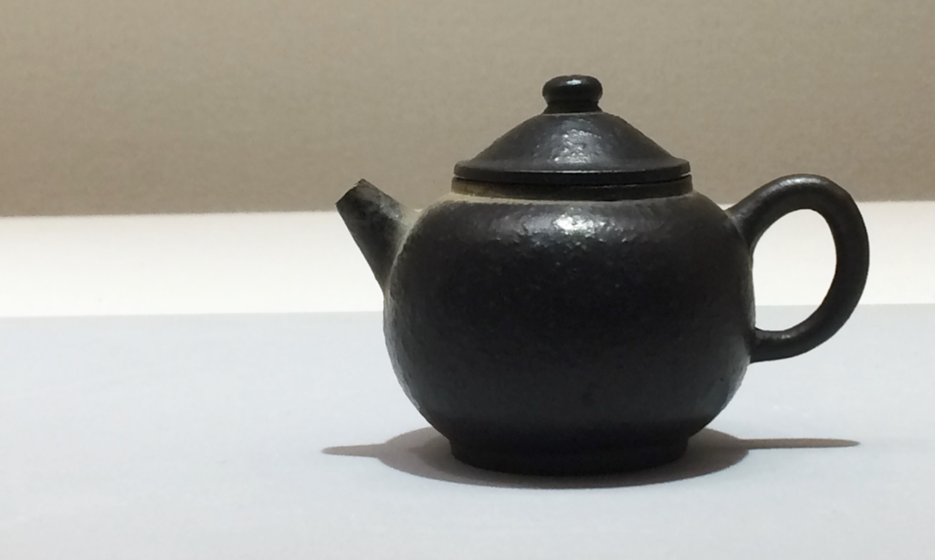 奈良 なら nara 三五夜 三五屋 さんごや 隠れ家 煎茶道 煎茶 お茶 茶道 茶の湯 煎茶道具 文人 文人趣味 書画 文房具 文房四宝 黄檗三筆 隠元 木庵 即非 費隠 青木木米 宜興 急須 具輪玉 硯 端渓 康熙帝 永楽保全 永楽 富岡鉄斎 中島菊斎 早川尚古斎 浦上玉堂 西村清狂 呉春 中林竹洞 山本梅逸 中京南画 南画 南宗画 山水 山水画 中京画壇 中国画 掛軸 覚々斎 熊谷守一 小川芋銭 太田垣蓮月 景徳鎮 諏訪蘇山 斑竹 仙媒 茶合 虎屋 羊羹 和菓子 老舗 菓子器 黒川正広 水注 餛 淡交 如水 荘子 老荘思想 ボーフラ 御所柿 涼炉 茶銚 売茶流 田畑卣仙窟 坐魚荘 西園寺公望 住友友純 住友春翠 明治村 煎茶会 文人花 文人生 則天流 茶室 月釜 煎茶体験 煎茶道体験 奈良市 奈良県 名古屋 愛知県陶磁美術館 セラミアム 松月流 JR奈良 近鉄奈良 駅前 徒歩圏内 徒歩2分 三網田 瓦硯 始皇帝 阿房宮 木村定三 コレクション