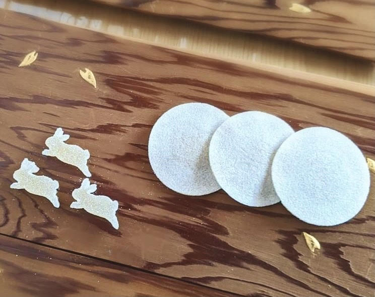 奈良 なら nara 三五夜 三五屋 さんごや sangoya 隠れ家 サロン 茶の湯 茶道 煎茶道 煎茶道体験 煎茶道教室 教室 和の稽古 お稽古 習い事 茶会 月釜 濃茶 各服点て 薄茶 上生菓子 干菓子 和菓子 ほっこり のんびり 奈良の秘密スポット JR奈良 奈良駅 旧奈良駅駅舎 駅前 駅近 徒歩2分 徒歩圏内 古民家 古民家リノベーション 改装 和室 大正レトロ レトロモダン 料亭 茶室 にじり口 小間 広間 座敷 茶事 表千家茶道 表千家茶道教室 古典 奈良市三条町 伝統 茶道具 アフターコロナ 感染予防対策 ワクチンパスポート ワクチン接種済 ワクチン接種証明 香会 雅楽 個別レッスン 初心者歓迎 呼び継ぎ 蓋置 水指 瀬戸焼 蕎麦手 炭壺 火消し壺 仕覆 即中斎 即中斎好み 大板 小間 和服 着物 袴 白洲正子 白洲次郎 水晶 古橋尚 長江惣吉 曜変天目 国宝 古筆 古陶磁 陶芸家 加藤春鼎 石 古美術収集家 古美術愛好家 名古屋 手紙 白洲正子によせて 鶴屋八幡 曙会 特別茶会 萬々堂道則 糊こぼし 和菓子 薯蕷饅頭 干菓子 やなぎのにわ京菓子店 江見智彦 三島葉子 フードコーディネーター 洋菓子 春鶯囀 篳篥 竜笛 奈良新聞社 奈良新聞 紙面掲載 記事 奈良市イベント情報 随筆家 道 山独活 ヤマウド 紫蘭 シラン 小川珊瑚鶴 華道家 菓子職人 樺山資紀