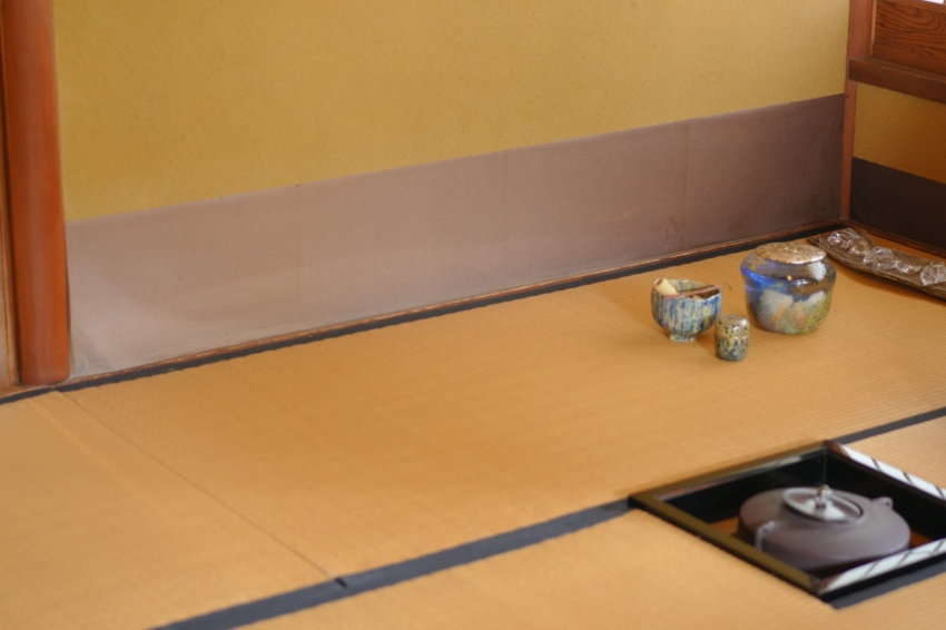 奈良 なら nara
奈良市 ならまち
珠光茶会 奈良町にぎわいの家
茶会 煎茶会
煎茶 お茶
茶道 茶室
煎茶道具 旧正月
春節 山水画
文人画 明王朝
漢服
三五夜 さんごや
煎茶体験 奈良駅
jr奈良 駅前
徒歩2分 #古民家
趣向茶会 しゅこう 月釜 茶会 小寄せ茶会 小間 にじり口 本格的 茶道 茶の湯 茶事 茶道具 薄茶器 奈良道具 練釜 茶会 小寄せ茶会 小間 にじり口 本格的 茶道 茶の湯 茶事 茶道具 薄茶器 奈良道具 奈良 なら nara 奈良市 奈良県 三五夜 三五屋 さんごや sangoya 古民家 日本家屋 隠れ家 茶室 いじり口 小間 広間 月釜 茶会 お茶会 イベント 冬の奈良 奈良観光 お茶 茶の湯 抹茶 茶道教室 表千家 流派問わず 事前予約制 完全予約制 小寄せ茶会 大寄せ茶会 中止 座敷 書院 付書院 床の間 八畳間 書院の茶 武家茶道 古美術 骨董 アンティーク 茶道具 古美術店 骨董店 茶道具店 買取り 畳 釣り釜 濃茶 薄茶 上生菓子 和菓子 干菓子 稽古 貸出し 貸スペース 貸教室 JR奈良 徒歩2分 奈良市三条町 三網田 障子 雪見障子 数寄屋造り 茶庭 庭 坪庭 ならまちセンター 茶道教室 表千家 表千家茶道教室 教室 お稽古 お稽古場 習い事 和の習い事 和のお稽古 伝統文化 玉露 真清水蔵六 葉盆 鎌倉彫 茶托 錫 古錫 木瓜型茶托 魚子彫り 金工 清代 中華民国 台湾茶 中国茶 茶芸 姫路文学館 望景亭 GALLERYとーく 大橋ひろ美 みせばやな 茶会 桜 観桜会 姫路城 姫路市 奥島圭二 ガラス ガラス作家 アート Teateaceremony tea 嘉集庵 ペーズリー カシミール織 カシミールショール 茶具敷 煎茶道具 黄檗山 萬福寺 直翁 玉露 煎茶席 煎茶会 煎茶道 杭州棚 やなぎのにわ京菓子店 干菓子 手力盆 根来塗 室礼 しつらえ しつらえ師 茶花 貝母 バイモユリ 雪柳 ユキヤナギ 明代 衣装 装束 時代衣装 文人 文人趣味 煎茶室 白浜久美子 写真家 フォトグラファー photographer
