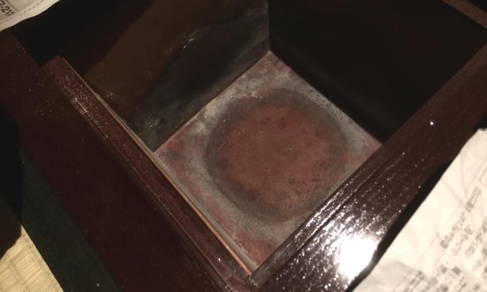 奈良 なら nara 三五夜 三五屋 さんごや 隠れ家 茶室 茶道 茶の湯 お茶 月釜 茶会 炉 釣釜 朝鮮風炉 畠春斎 雲龍釜 灰 茶家 灰仕舞い 炉仕舞い 灰の作り方 茶道教室 表千家 教室 煎茶道 煎茶道体験 煎茶体験 玉露 灰匙 助炭 焦げ縁 溜塗 桐 炉壇 三条町 JR奈良 近鉄奈良 徒歩2分 徒歩圏内 少人数 事前予約 完全予約制 プライベートサロン 個室使用 スペース貸し 和の空間 レンタルスペース スタジオ 撮影 写真 カメラ 撮影 三網田