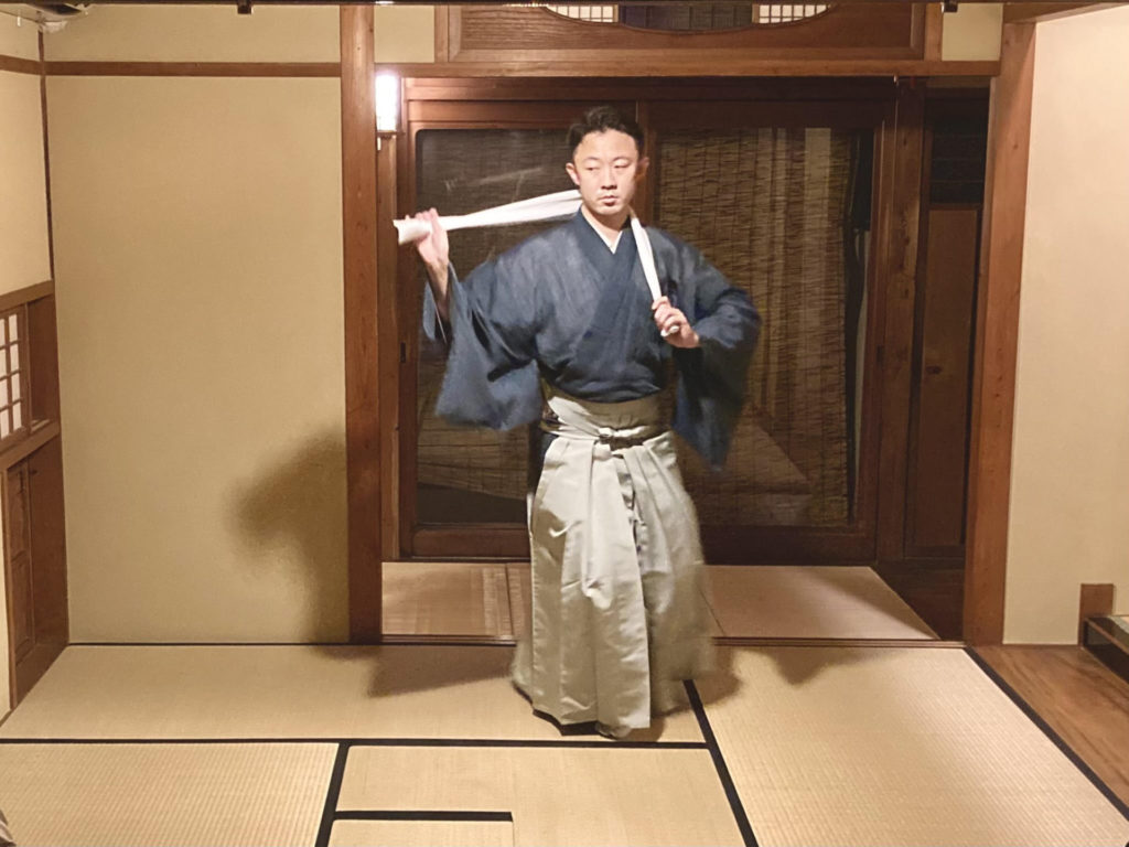 奈良 なら nara 三五夜 三五屋 さんごや sangoya 隠れ家 サロン 茶の湯 茶道 煎茶道 煎茶道体験 煎茶道教室 教室 和の稽古 お稽古 習い事 茶会 月釜 濃茶 各服点て 薄茶 上生菓子 干菓子 和菓子 ほっこり のんびり 奈良の秘密スポット JR奈良 奈良駅 旧奈良駅駅舎 駅前 駅近 徒歩2分 徒歩圏内 古民家 古民家リノベーション 改装 和室 大正レトロ レトロモダン 料亭 茶室 にじり口 小間 広間 座敷 茶事 表千家茶道 表千家茶道教室 古典 奈良市三条町 伝統 茶道具 アフターコロナ 感染予防対策 ワクチン接種済 ワクチン接種証明 香会 雅楽 日本舞踊教室 日本舞踊 花柳流 花柳綱仁 個別レッスン 初心者歓迎 クリスタル 蓋置 水指 国領寿人 富本憲吉 鹿背山焼 更紗 古渡 長緒 仕覆 立礼席 椅子席 立礼卓 即中斎 扇面卓 即中斎好み 小間 源氏物語 葵の上 縁かいな 地歌 地唄 端唄 端歌 両国 隅田川 素踊り 和服 着物 袴 舞 踊り 舞扇 皐盧庵茶舗 桐壺 源氏物語 葵の上