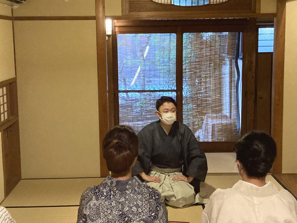 奈良 なら nara 三五夜 三五屋 さんごや sangoya 隠れ家 サロン 茶の湯 茶道 煎茶道 煎茶道体験 煎茶道教室 教室 和の稽古 お稽古 習い事 茶会 月釜 濃茶 各服点て 薄茶 上生菓子 干菓子 和菓子 ほっこり のんびり 奈良の秘密スポット JR奈良 奈良駅 旧奈良駅駅舎 駅前 駅近 徒歩2分 徒歩圏内 古民家 古民家リノベーション 改装 和室 大正レトロ レトロモダン 料亭 茶室 にじり口 小間 広間 座敷 茶事 表千家茶道 表千家茶道教室 古典 奈良市三条町 伝統 茶道具 アフターコロナ 感染予防対策 ワクチン接種済 ワクチン接種証明 香会 雅楽 日本舞踊教室 日本舞踊 花柳流 花柳綱仁 個別レッスン 初心者歓迎 クリスタル 蓋置 水指 国領寿人 富本憲吉 鹿背山焼 更紗 古渡 長緒 仕覆 立礼席 椅子席 立礼卓 即中斎 扇面卓 即中斎好み 小間 源氏物語 葵の上 縁かいな 地歌 地唄 端唄 端歌 両国 隅田川 素踊り 和服 着物 袴 舞 踊り 舞扇 皐盧庵茶舗 桐壺 源氏物語 葵の上