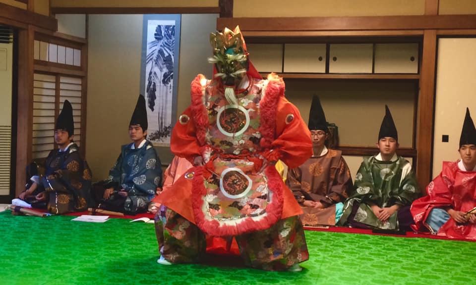 奈良　なら　nara　 奈良市　三五夜　さんごや　三五屋　sangoya　隠れ家　古民家　和室　　雅楽体験　体験　奈良観光　名所　和のお稽古　お稽古　習い事　教室　伝統　世界無形文化遺産　雅楽　雅楽教室　おけいこががく　舞楽　鳳笙　篳篥　龍笛　掛軸　床の間　　奈良県　JR奈良　徒歩2分　駅前　近鉄奈良　徒歩圏内　三条通り　三条町　三網田　骨董屋　茶道具店　アンティークショップ　完全予約制　事前予約制　予約制　個室　プライベートレッスン　　山口創一郎　ユーチューバー　蘭陵王　陽雅会　落蹲　越天楽　越殿楽　童舞　阪口楼　料亭　天王寺　普茶料理　黄檗山　大阪　