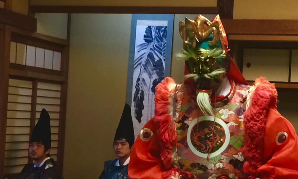 奈良　なら　nara　 奈良市　三五夜　さんごや　三五屋　sangoya　隠れ家　古民家　和室　　雅楽体験　体験　奈良観光　名所　和のお稽古　お稽古　習い事　教室　伝統　世界無形文化遺産　雅楽　雅楽教室　おけいこががく　舞楽　鳳笙　篳篥　龍笛　掛軸　床の間　　奈良県　JR奈良　徒歩2分　駅前　近鉄奈良　徒歩圏内　三条通り　三条町　三網田　骨董屋　茶道具店　アンティークショップ　完全予約制　事前予約制　予約制　個室　プライベートレッスン　　山口創一郎　ユーチューバー　蘭陵王　陽雅会　落蹲　越天楽　越殿楽　童舞　阪口楼　料亭　天王寺　普茶料理　黄檗山　大阪　